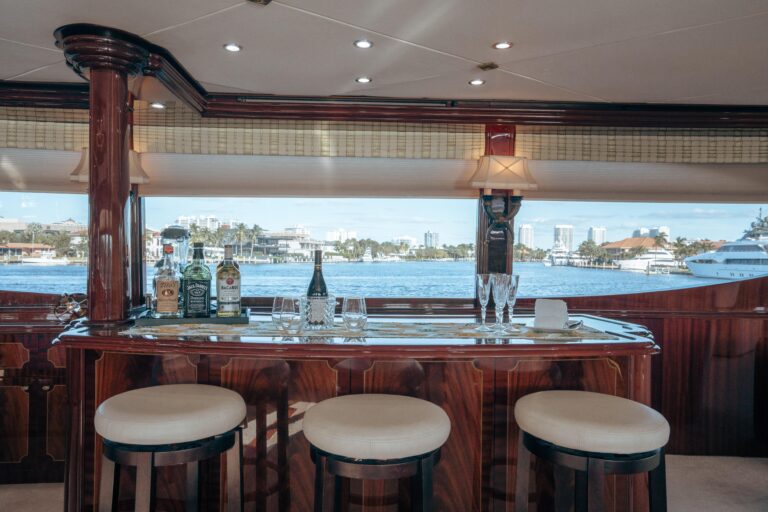 2004 Lazzara 116 Lady Kristina For Charter Fort Lauderdale Brett Horowitz High Seas Yachting 10
