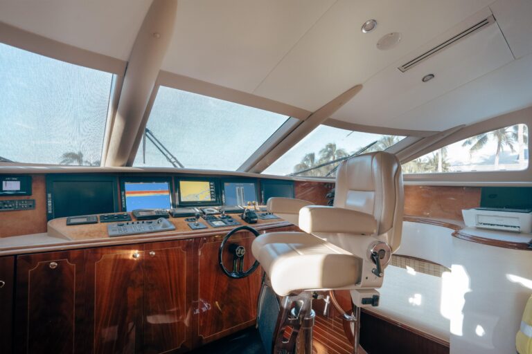 2004 Lazzara 116 Lady Kristina For Charter Fort Lauderdale Brett Horowitz High Seas Yachting 18