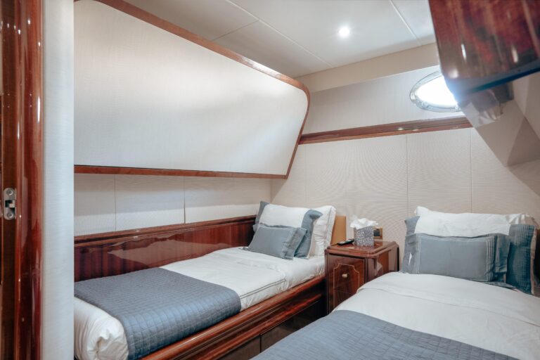 2004 Lazzara 116 Lady Kristina For Charter Fort Lauderdale Brett Horowitz High Seas Yachting 35