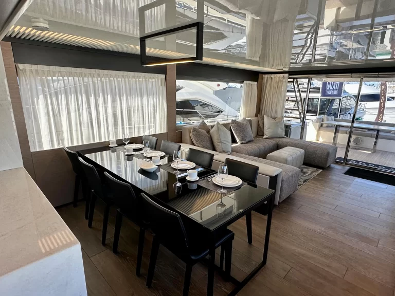 2019 Ferretti 780 - HSY 18