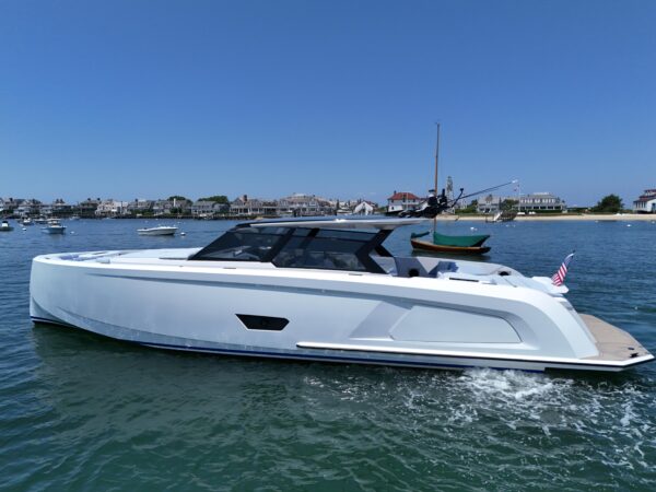 2023 Vanquish 58 - Image 5