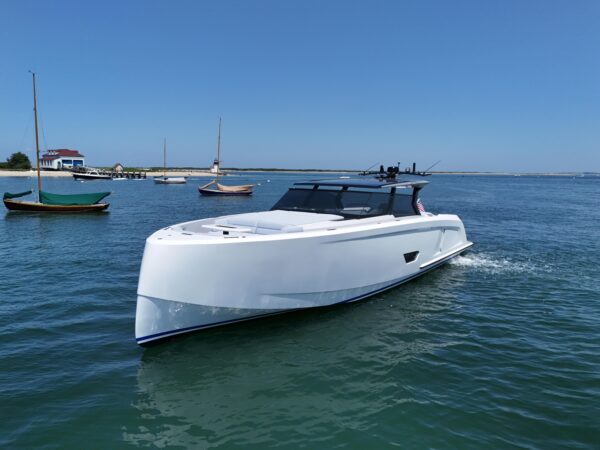 2023 Vanquish 58 - Image 7