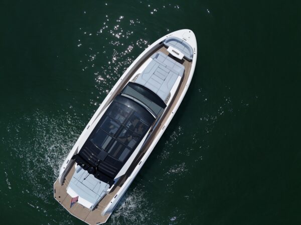 2023 Vanquish 58 - Image 21
