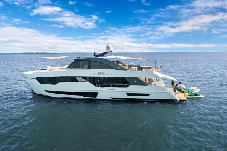 Make Big Happen 2020 Ocean Alexander For Yacht Charter High Seas Yachting 1-min