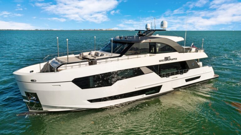 Make Big Happen 2020 Ocean Alexander For Yacht Charter High Seas Yachting 48-min