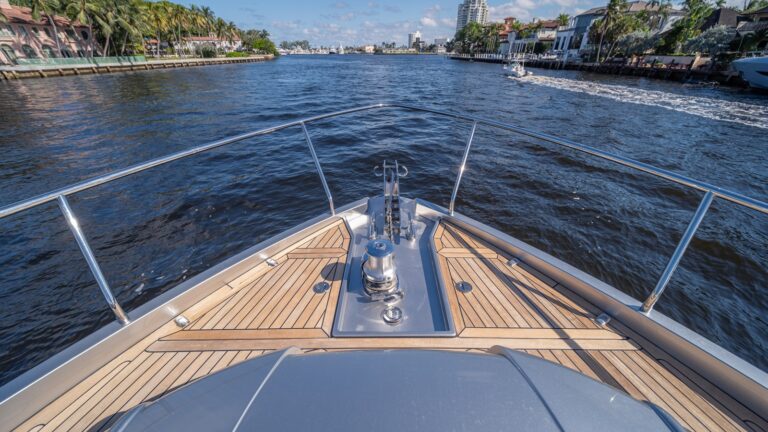 2020 Pershing 7x For Charter Brett Horowitz High Seas Yachting 18