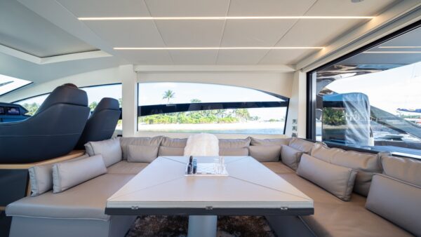 2020 Pershing 7x - Image 24