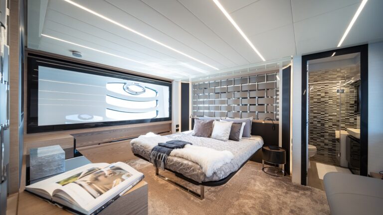 2020 Pershing 7x For Charter Brett Horowitz High Seas Yachting 32
