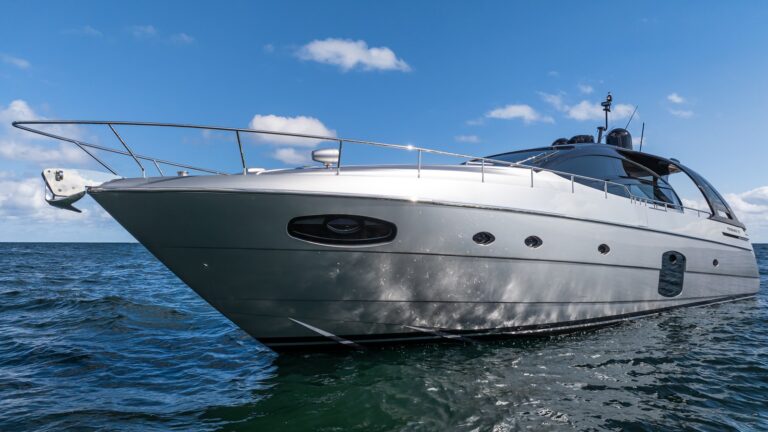 2020 Pershing 7x For Charter Brett Horowitz High Seas Yachting 42