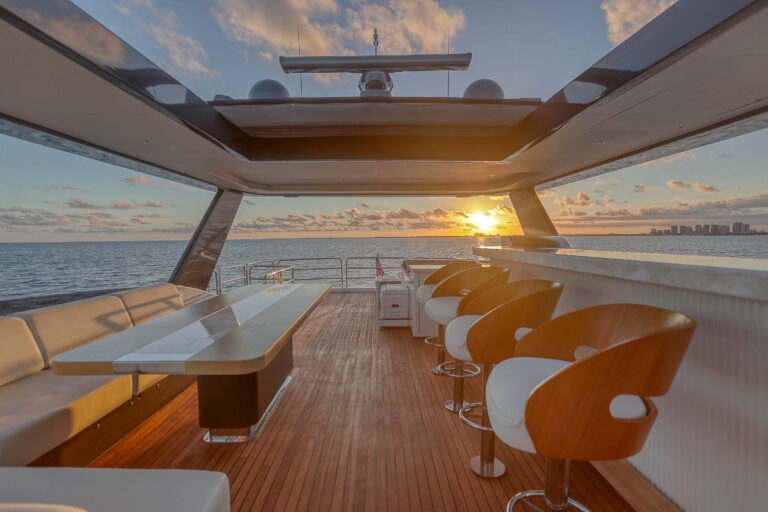 2021 Sirena 88 For Day-Term Charter Miami Brett Horowitz High Seas Yachting 14