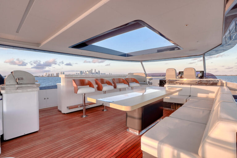 2021 Sirena 88 For Day-Term Charter Miami Brett Horowitz High Seas Yachting 15