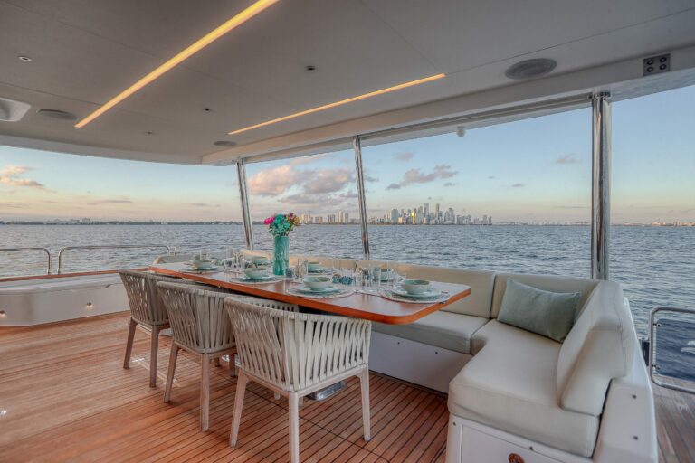 2021 Sirena 88 For Day-Term Charter Miami Brett Horowitz High Seas Yachting 6