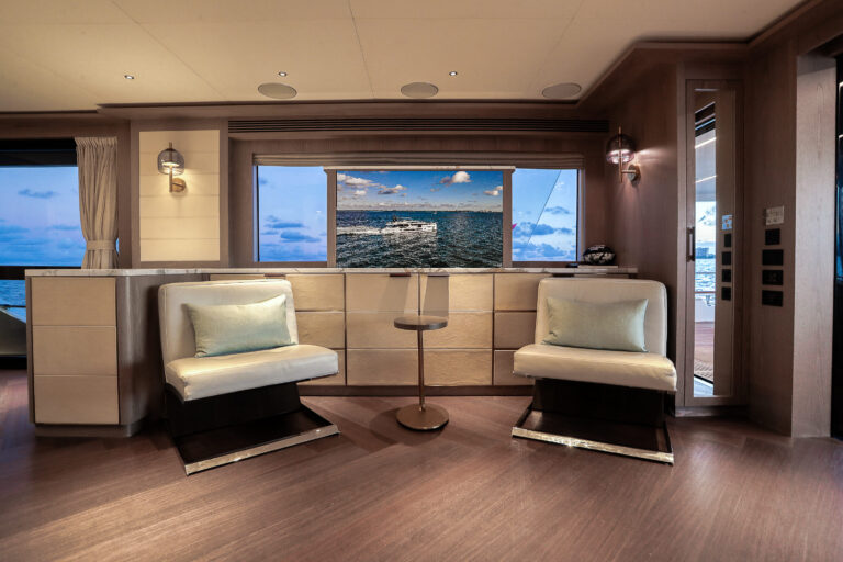 2021 Sirena 88 For Day:Term Charter Miami Brett Horowitz High Seas Yachting 38