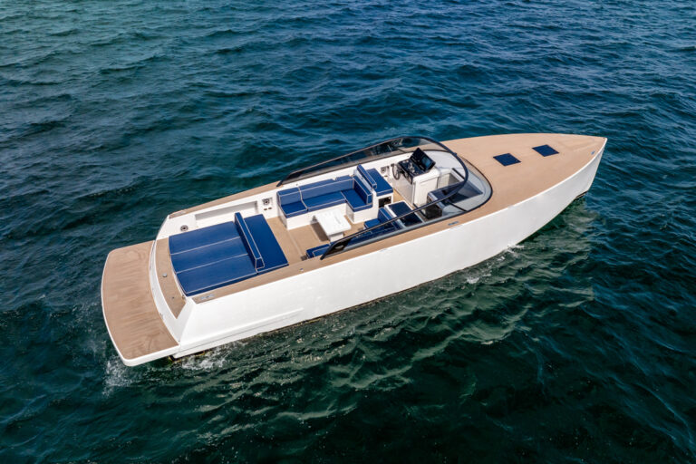 2024 VAN DUTCH 48 FOR CHARTER DANIEL ROSUA HIGH SEAS YACHTING 12