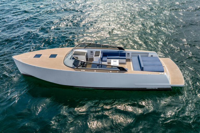 2024 VAN DUTCH 48 FOR CHARTER DANIEL ROSUA HIGH SEAS YACHTING 42